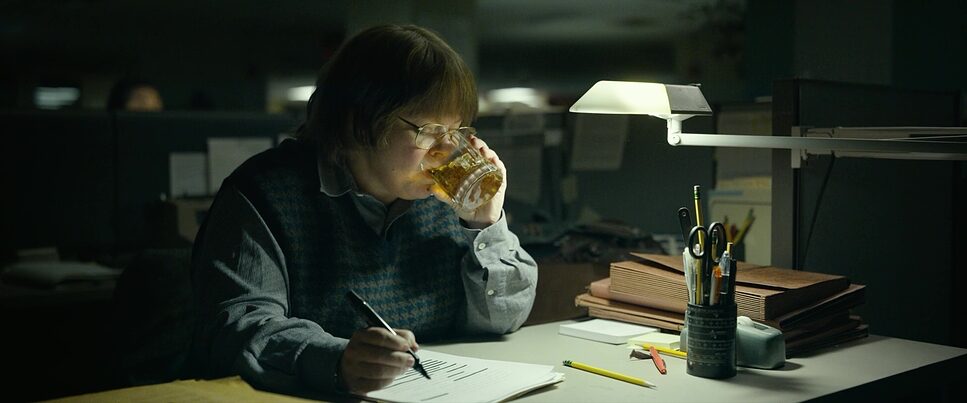 DI Faulkner working late at her desk